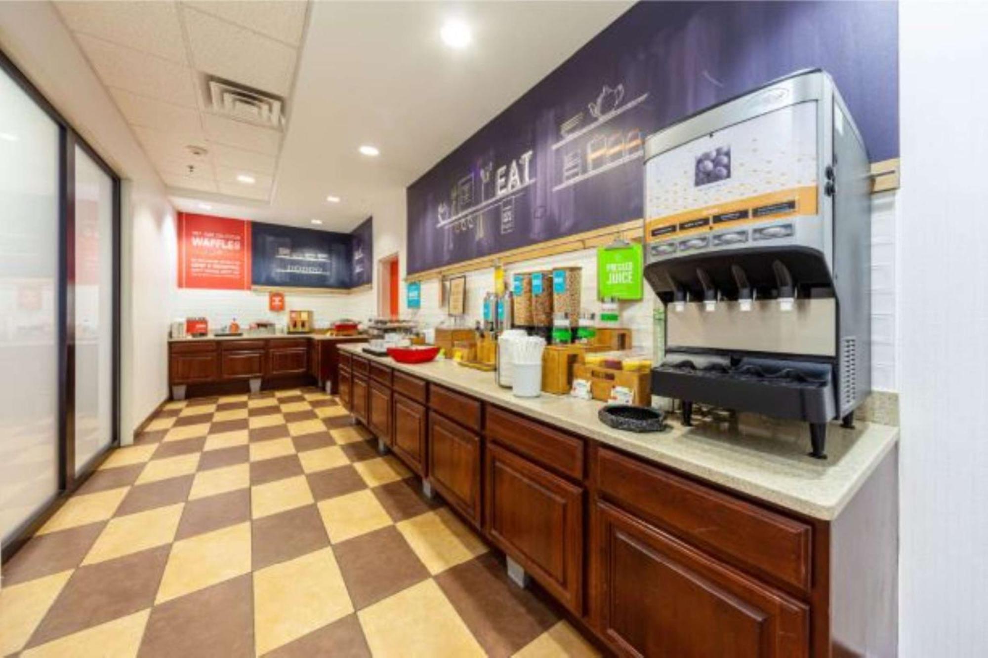 Hampton Inn Inwood Extérieur photo